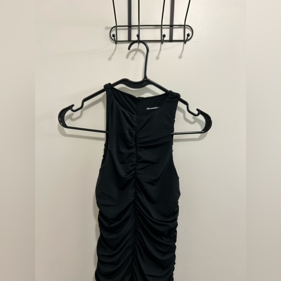 Abercrombie & Fitch Black Keyhole Body-con Dress - Picture 2 of 7